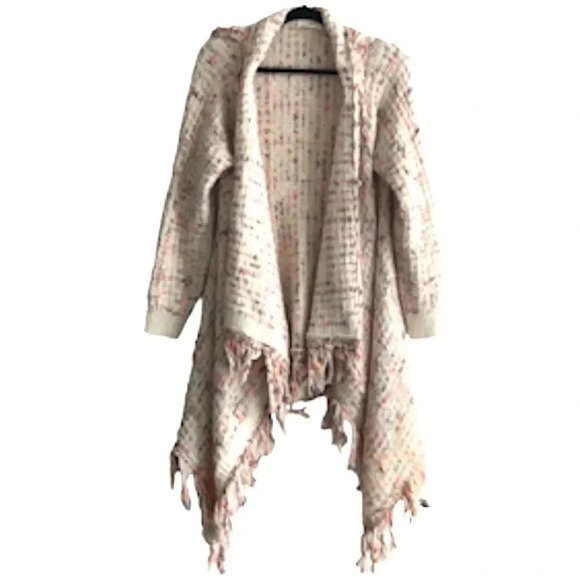 Ruby Jayne fringed draped cardigan, cream w/ tan coral accents. Oversized fit - Picture 9 of 9